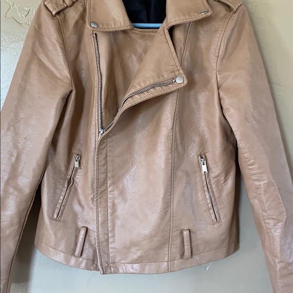Faux tan leather jacket - Picture 2 of 6